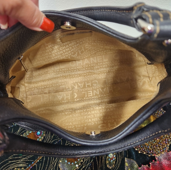 Chanel Bag - Picture 12 of 16